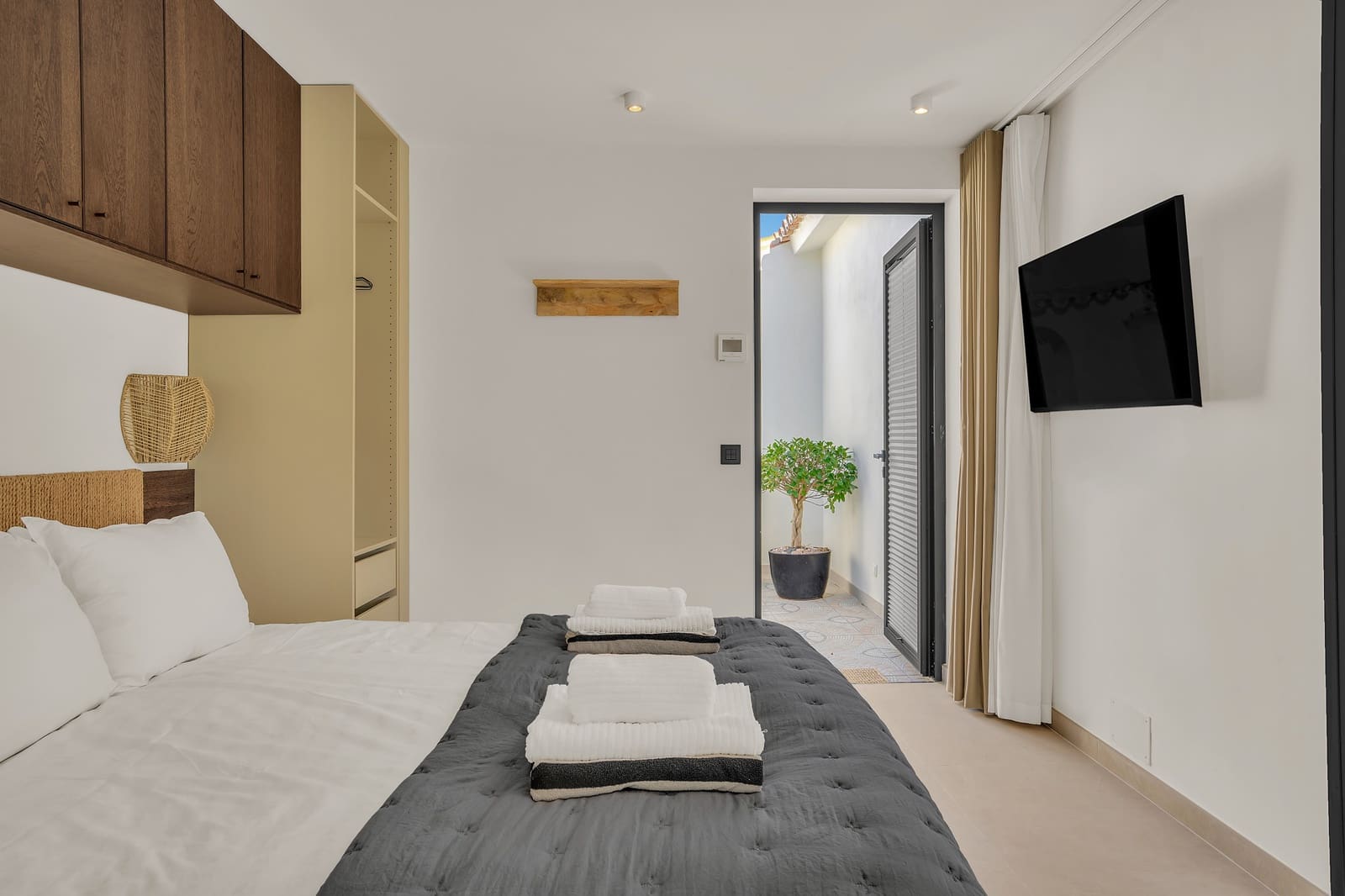 4 Zimmer Ferienbungalow in San Pedro de Alcantara mit Pool Garage - 4.620 € (Ref: 9730675)