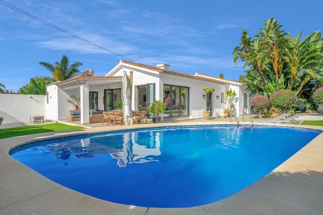 4 Zimmer Ferienbungalow in San Pedro de Alcantara, Marbella mit Pool Garage - 4.620 € (Ref: 9730675)