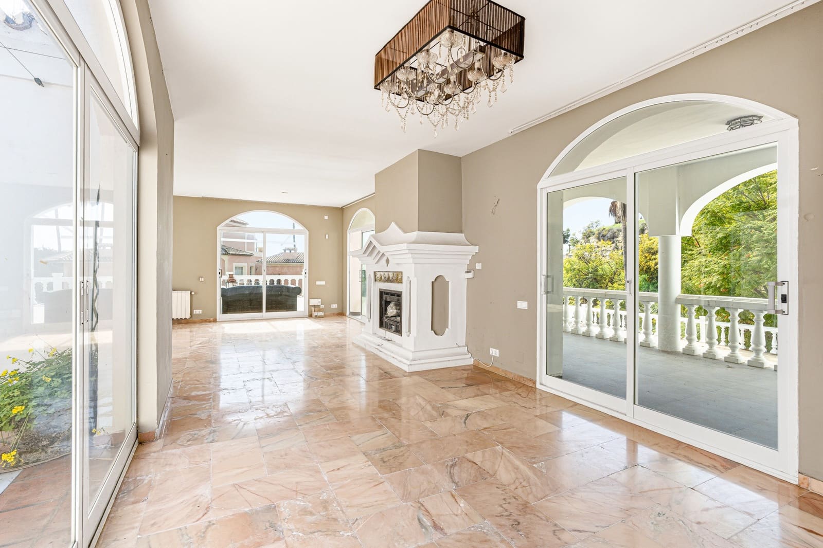 4 camera da letto Villa in vendita in Benahavis con piscina garage - 1.700.000 € (Rif: 9731229)