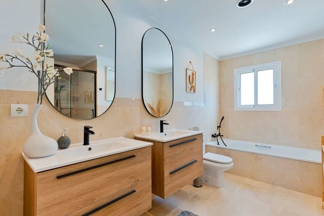 3 bedroom Villa for sale in Riviera del Sol, Mijas with pool garage - € 1,320,000 (Ref: 9736137)