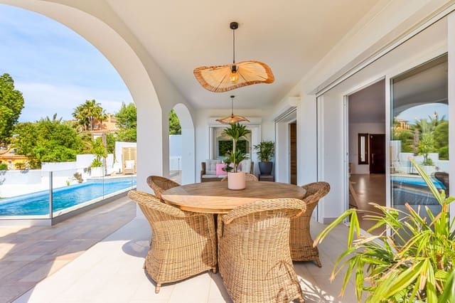 3 bedroom Villa for sale in Riviera del Sol, Mijas with pool garage - € 1,320,000 (Ref: 9736137)