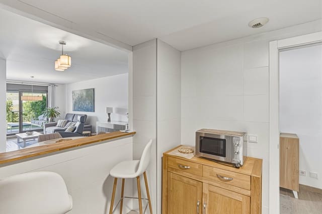 2 chambre Appartement à vendre à La Cala de Mijas, Mijas avec piscine garage - 350 000 € (Ref: 9737280)