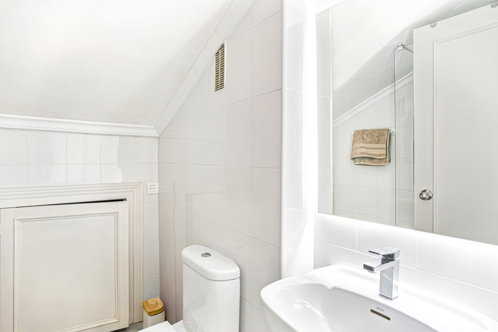 2 sypialnia Penthouse na sprzedaż w Marbella z basenem garażem - 515 000 € (Ref: 9737281)