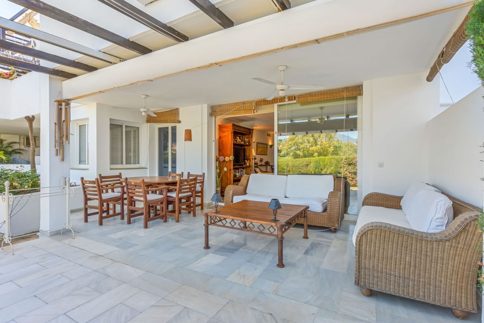 3 sypialnia Apartament na sprzedaż w Bel-Air z basenem garażem - 645 000 € (Ref: 9782477)