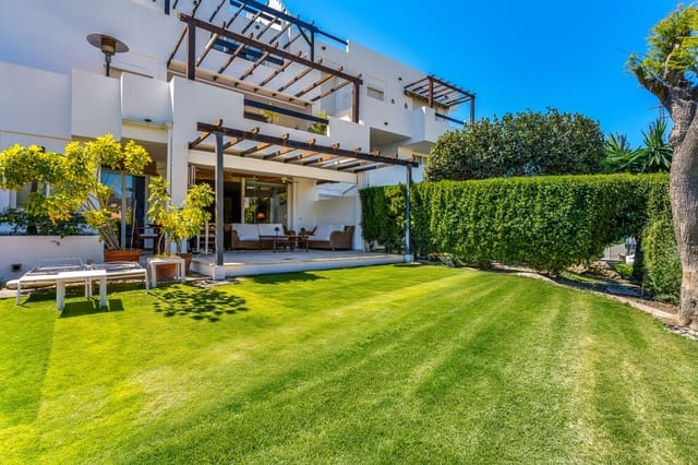 3 sypialnia Apartament na sprzedaż w Bel-Air, Estepona z basenem garażem - 645 000 € (Ref: 9782477)