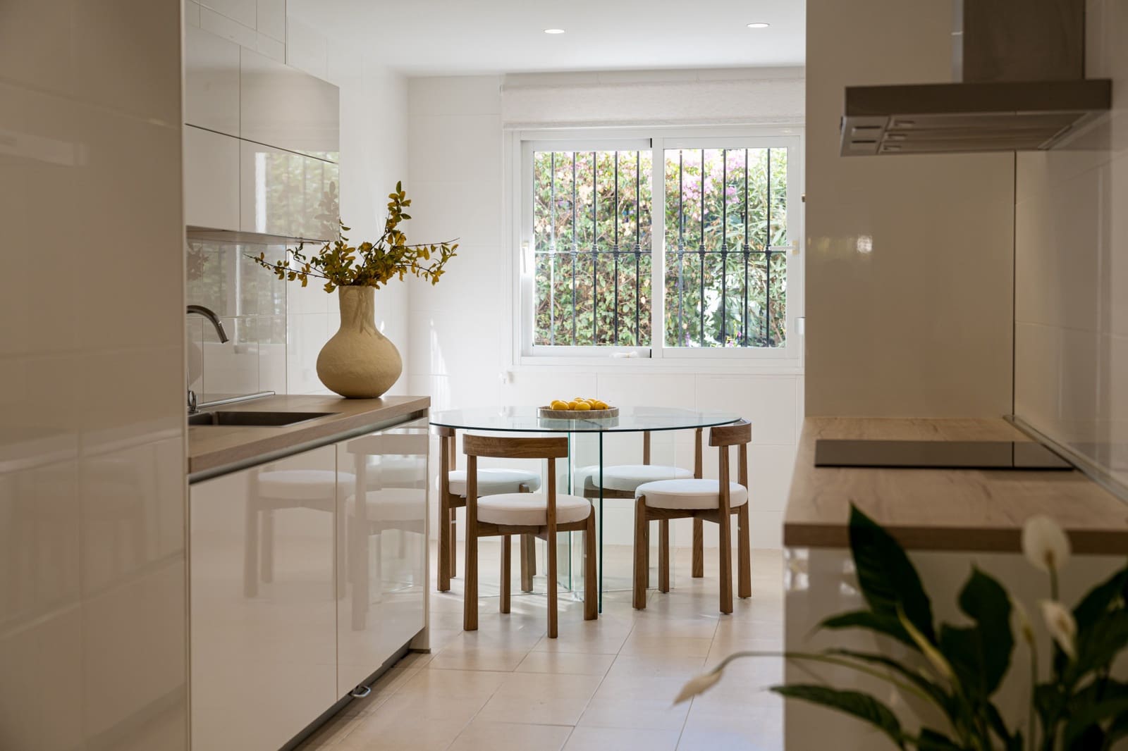 3 bedroom Apartment for sale in Marbella with pool garage - € 1,195,000 (Ref: 9819614)