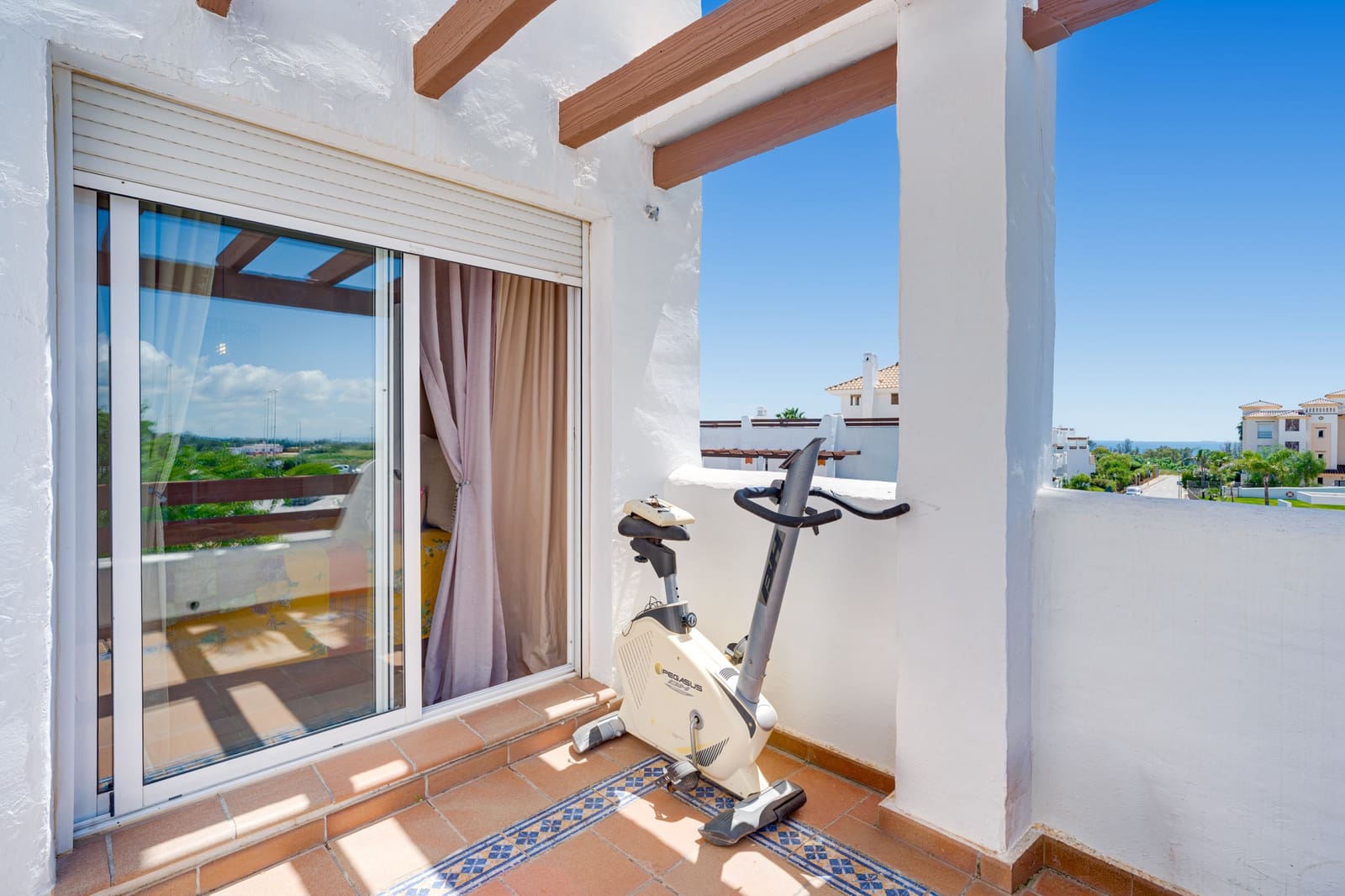 3 chambre Appartement à vendre à New Golden Mile avec piscine garage - 449 000 € (Ref: 9828019)