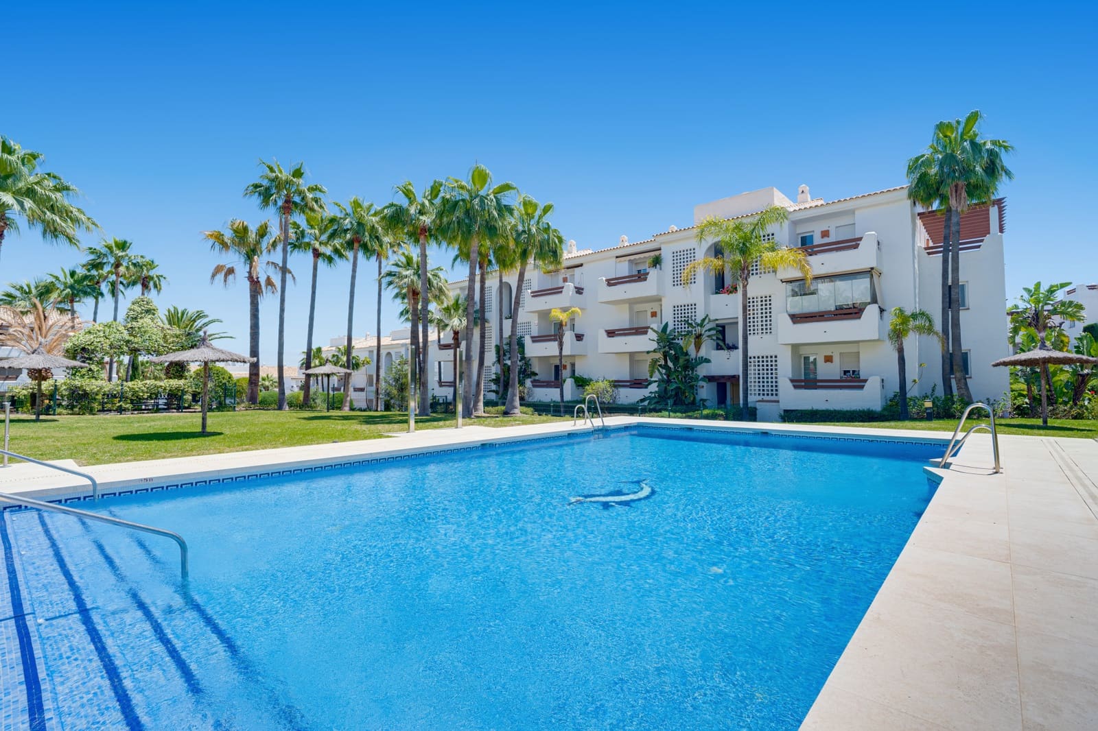 3 chambre Appartement à vendre à New Golden Mile avec piscine garage - 449 000 € (Ref: 9828019)