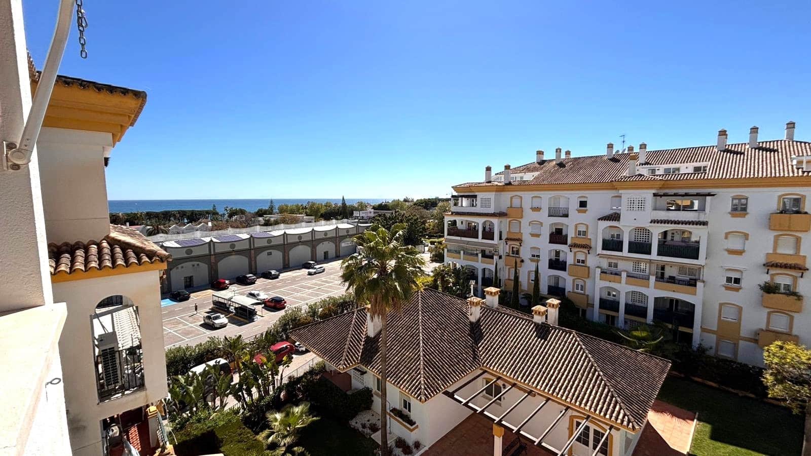 4 soverom Penthouse til salgs i Marbella med svømmebasseng garasje - € 1 040 000 (Ref: 9841414)