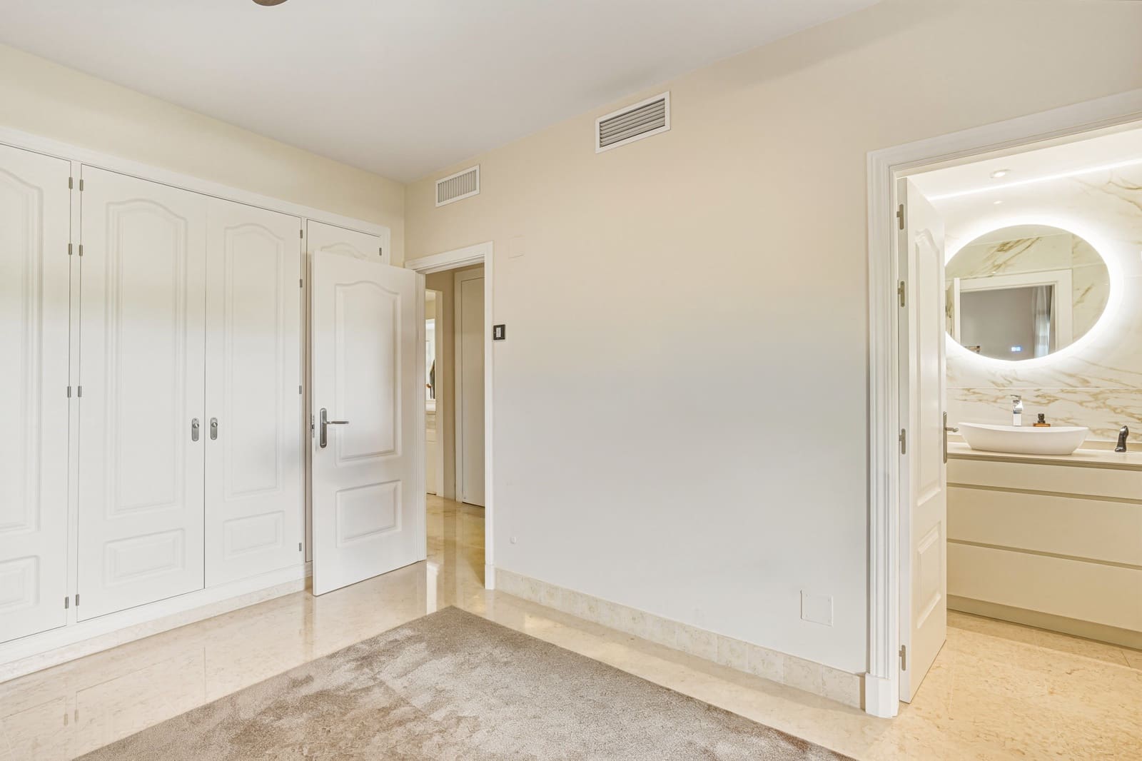 2 slaapkamer Appartement te koop in Benahavis met zwembad garage - € 625.000 (Ref: 9844207)