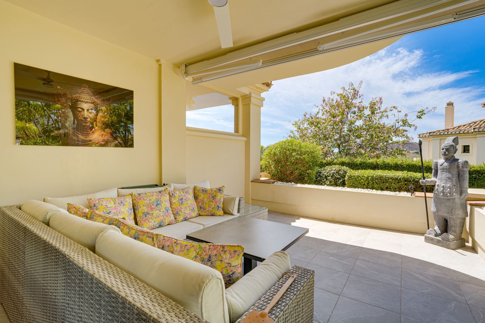 2 slaapkamer Appartement te koop in Benahavis met zwembad garage - € 625.000 (Ref: 9844207)
