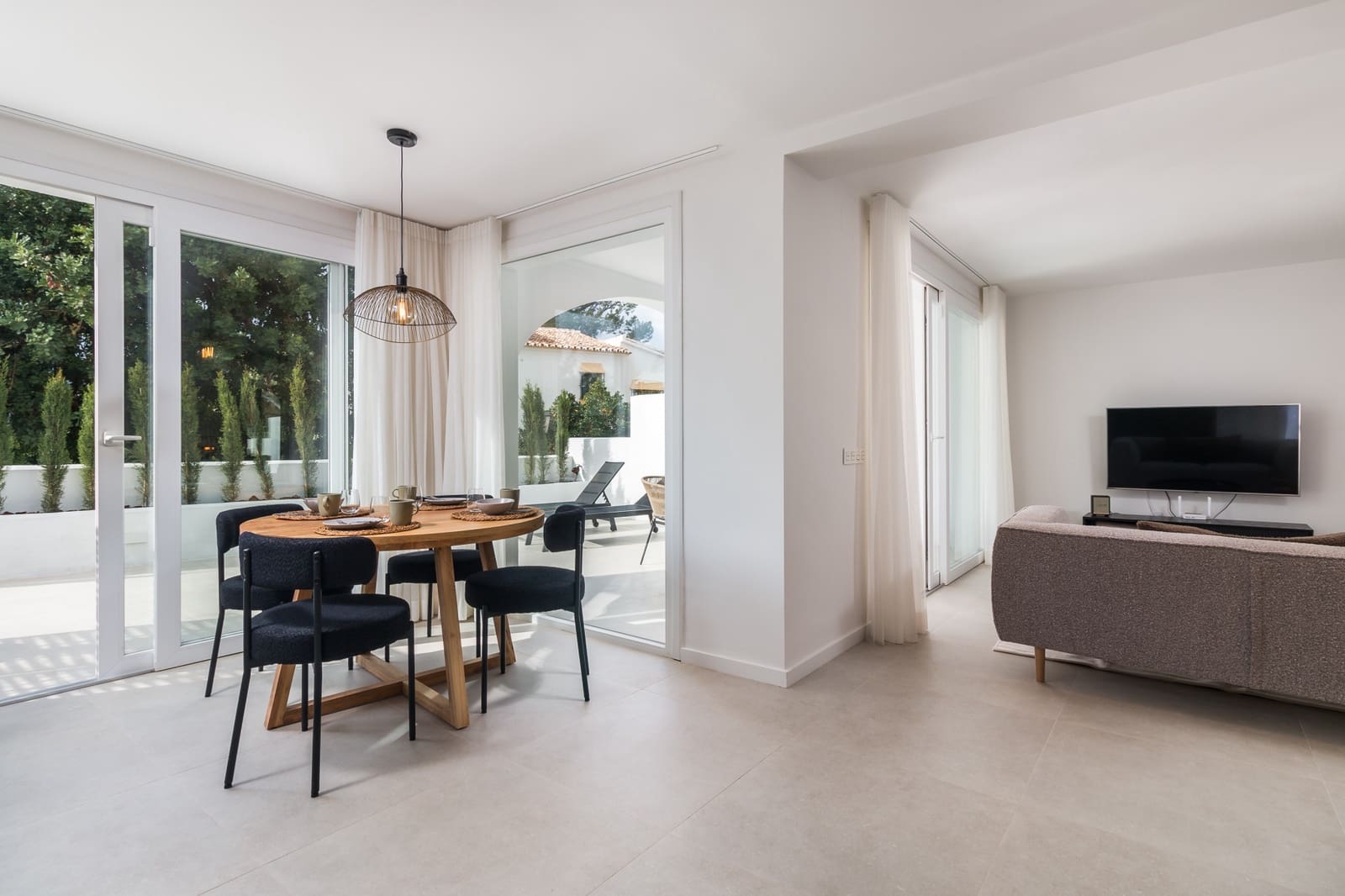 2 bedroom Townhouse for sale in Istan with pool - € 450,000 (Ref: 9854611)
