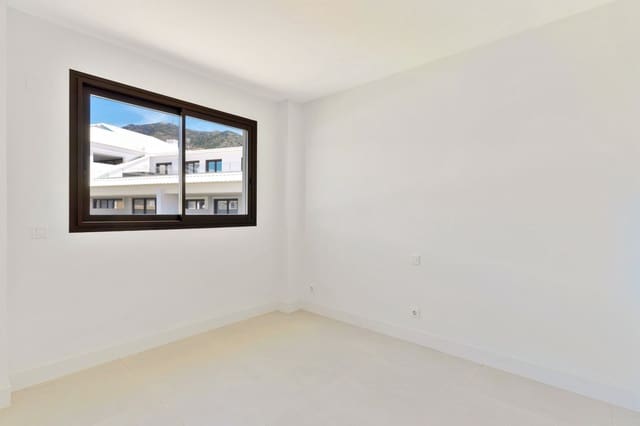 3 sypialnia Apartament na sprzedaż w El Higuerón, Fuengirola z basenem garażem - 679 000 € (Ref: 9856324)