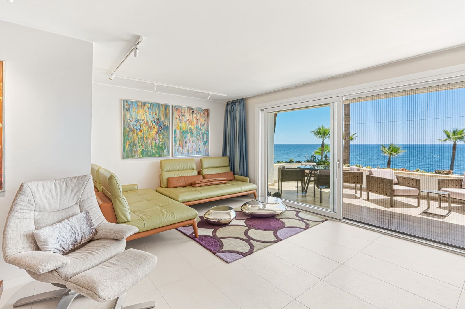2 slaapkamer Appartement te koop in Estepona met zwembad - € 1.750.000 (Ref: 9872694)