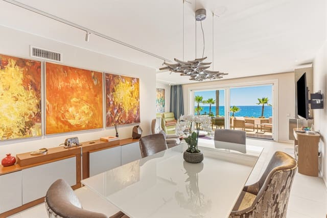 2 chambre Appartement à vendre à Estepona avec piscine - 1 750 000 € (Ref: 9872694)