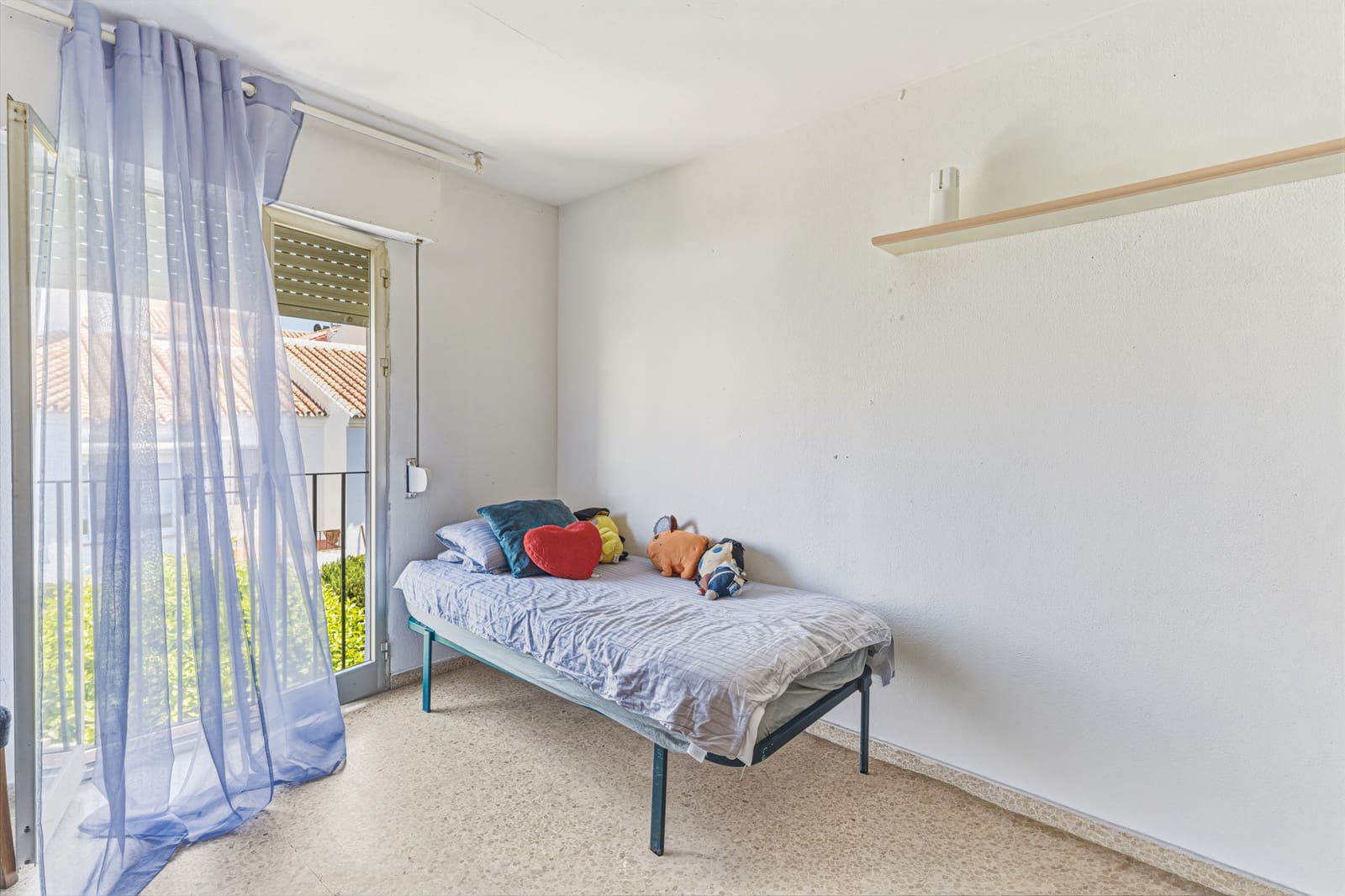 3 bedroom Townhouse for sale in New Golden Mile with garage - € 580,000 (Ref: 9877557)