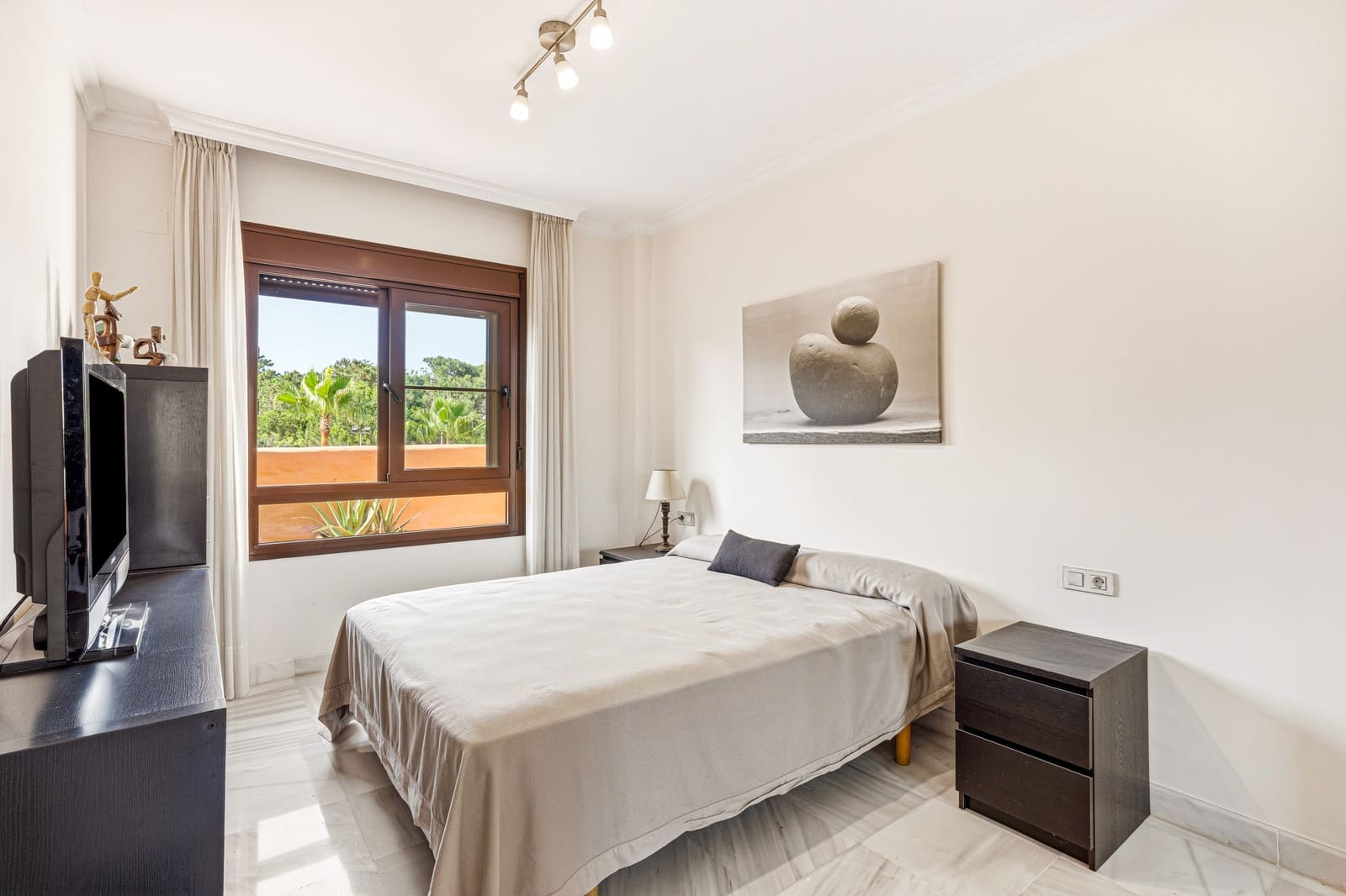 4 sovrum Takvåning till salu i Estepona med pool garage - 893 000 € (Ref: 9895144)
