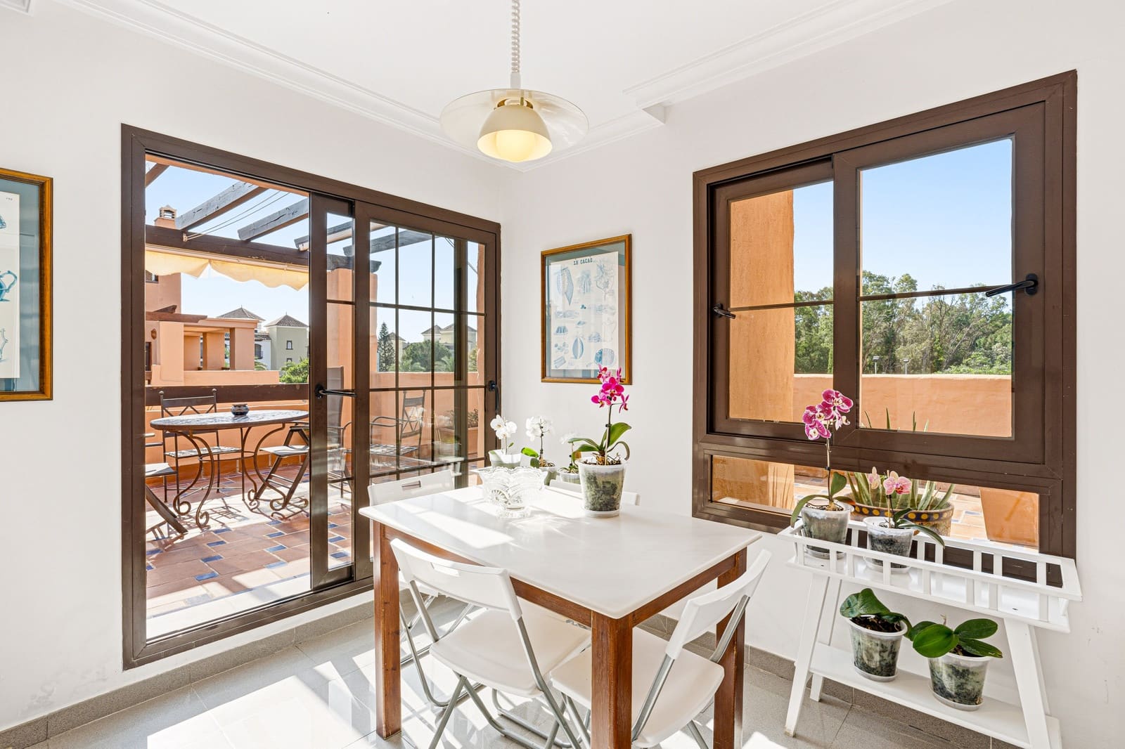 4 sovrum Takvåning till salu i Estepona med pool garage - 893 000 € (Ref: 9895144)