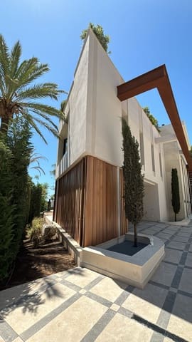 5 makuuhuone Huvila myytävänä paikassa Marbella mukana uima-altaan 
autotalli - 7 300 000 € (Ref: 9912237)