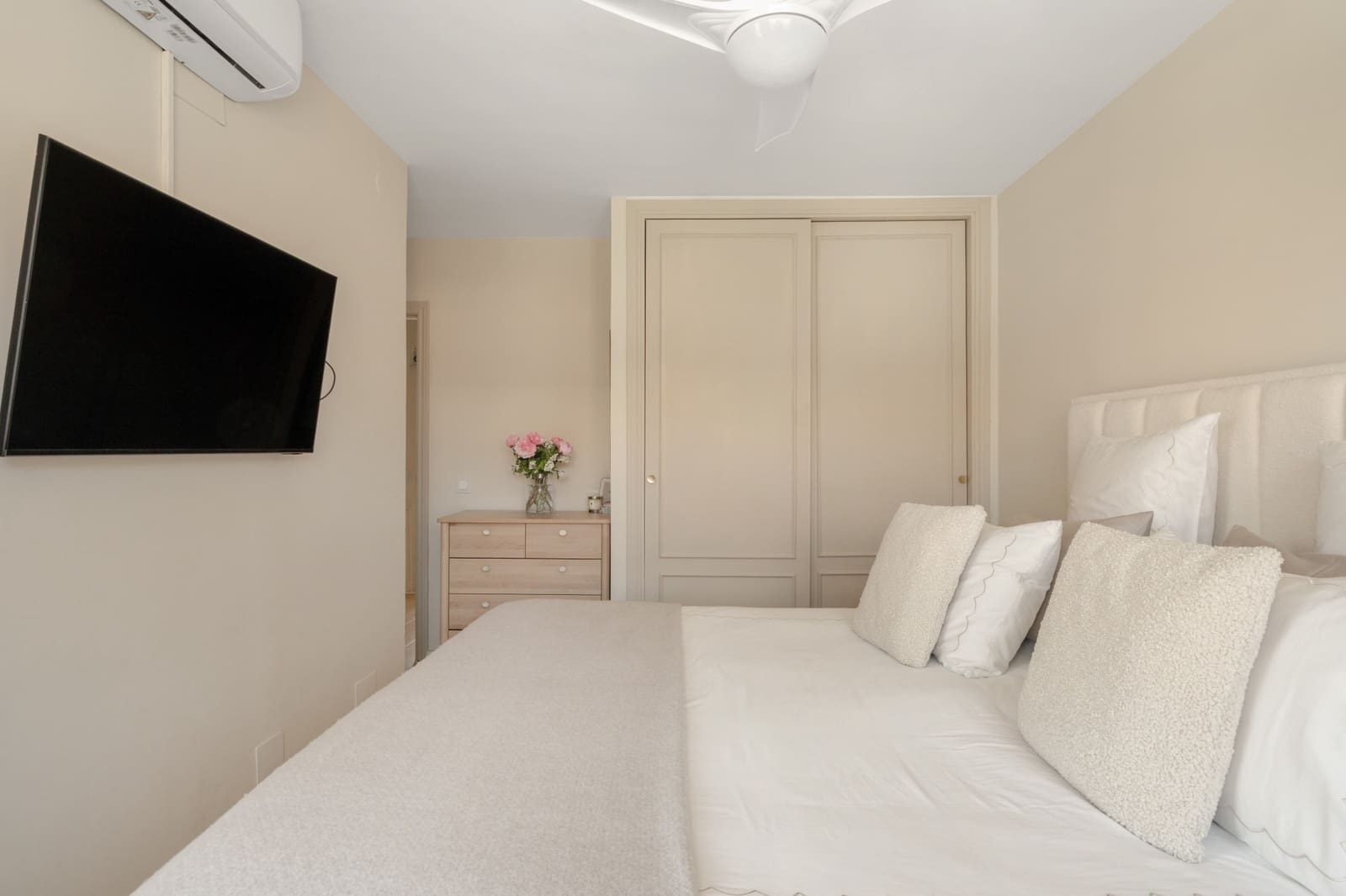 3 camera da letto Casa in vendita in New Golden Mile con piscina garage - 595.000 € (Rif: 9926461)