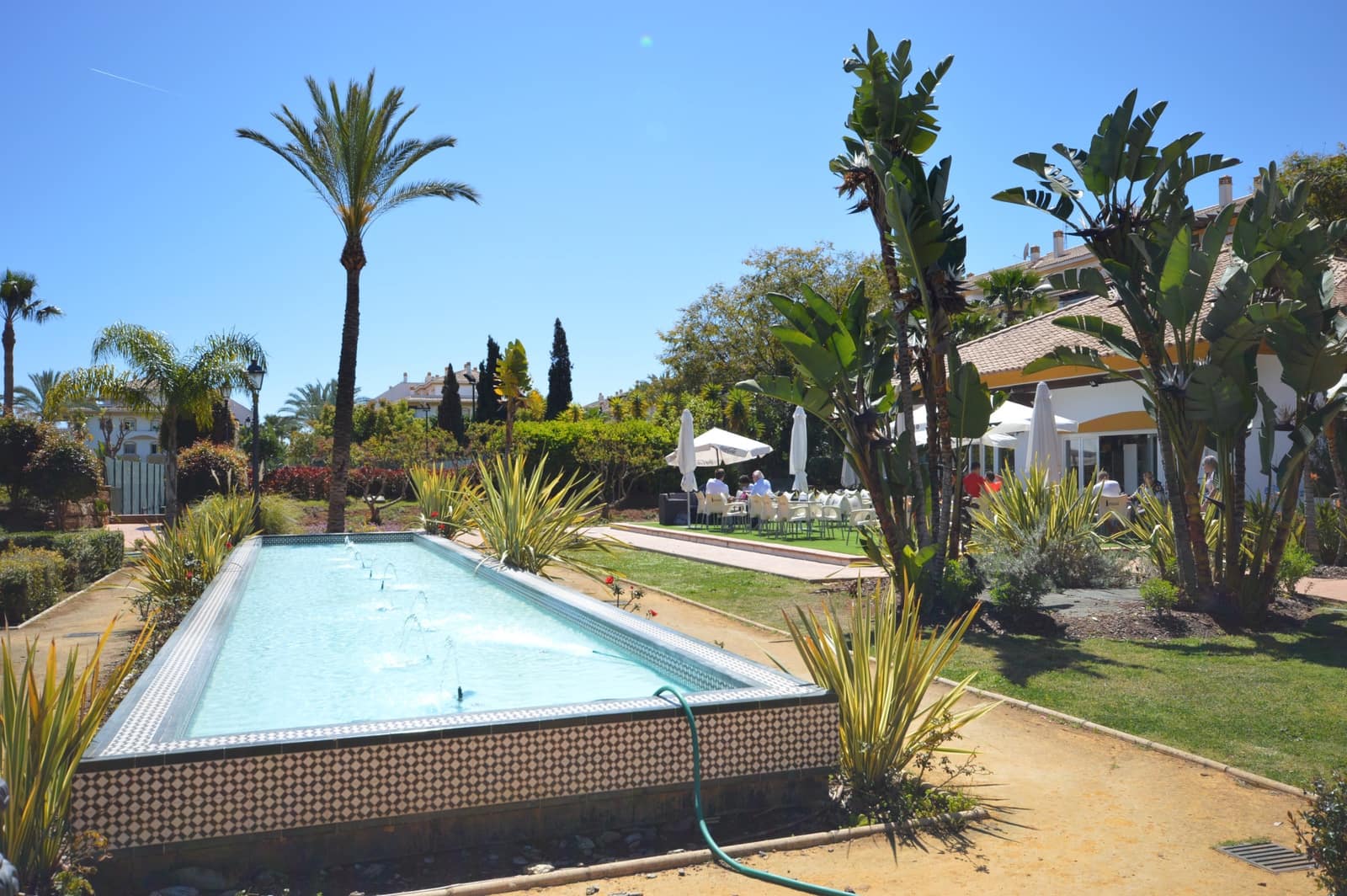 2 slaapkamer Appartement te koop in Marbella met zwembad garage - € 379.000 (Ref: 9940825)