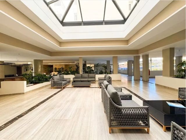 3 slaapkamer Appartement te koop in Marbella met zwembad garage - € 495.000 (Ref: 9948909)