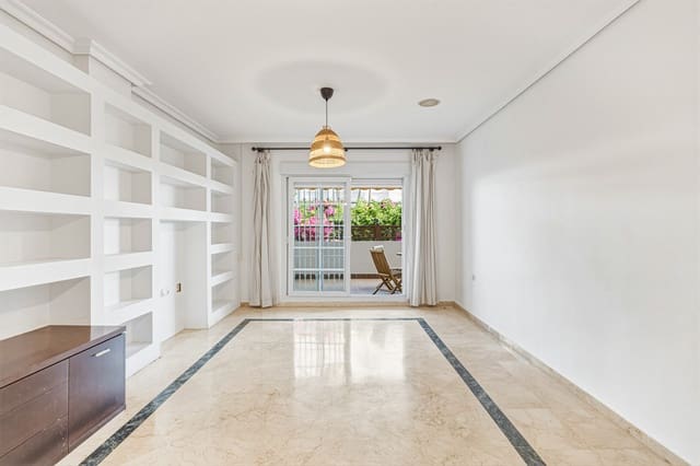 2 sovrum Lägenhet till salu i Marbella med pool garage - 550 000 € (Ref: 9953431)