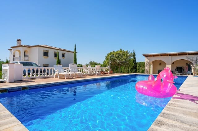 4 soveværelse Villa til salg i Estepona med swimmingpool garage - € 850.000 (Ref: 9953432)