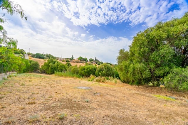 4 soveværelse Villa til salg i Estepona med swimmingpool garage - € 850.000 (Ref: 9953432)