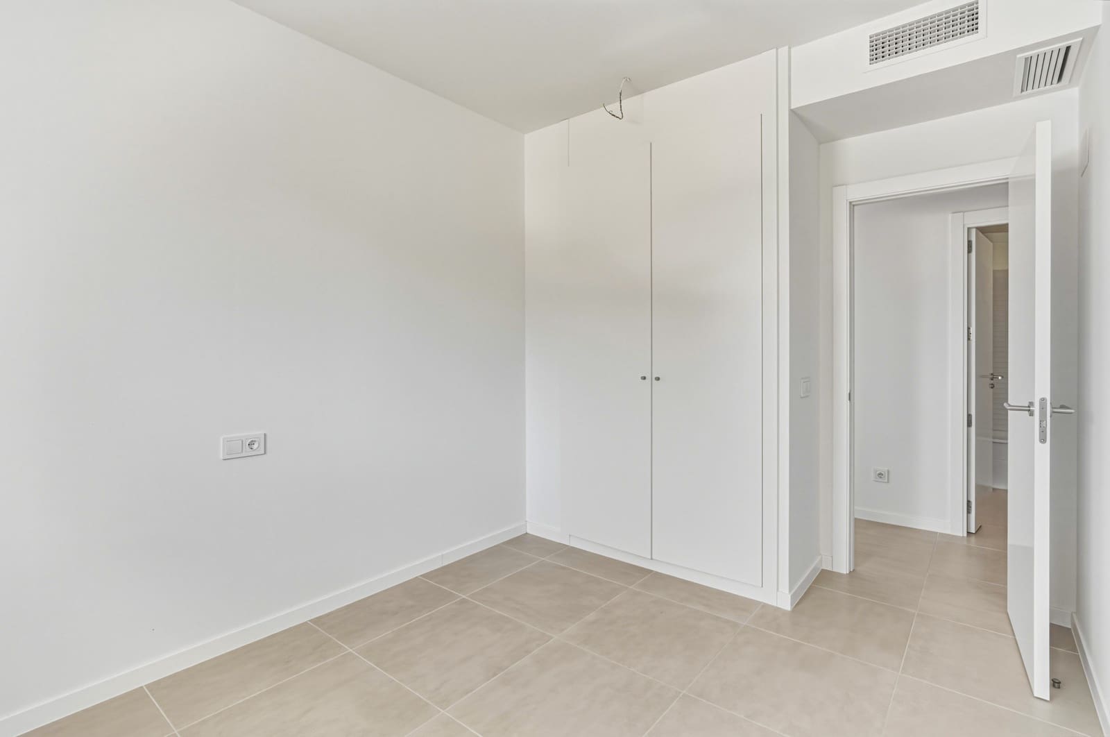 2 soveværelse Lejlighed til salg i Bel-Air med swimmingpool garage - € 440.000 (Ref: 9956216)