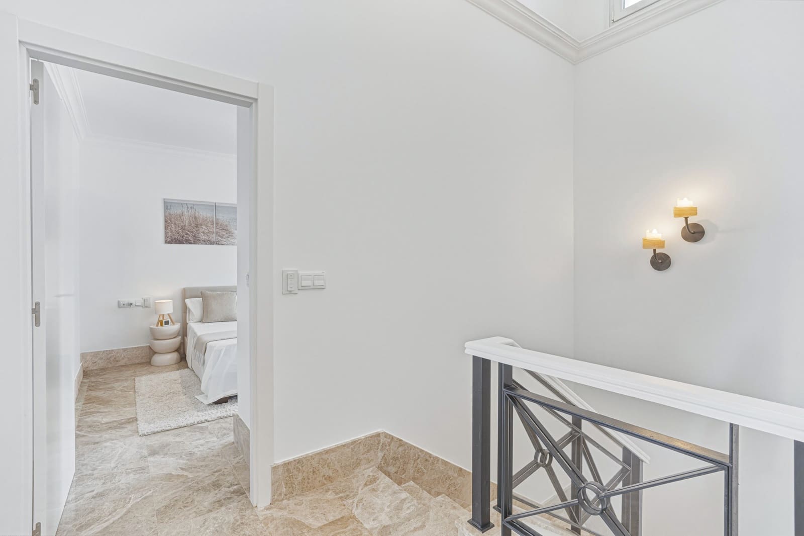 4 bedroom Villa for sale in Marbella with pool garage - € 1,395,000 (Ref: 9966088)