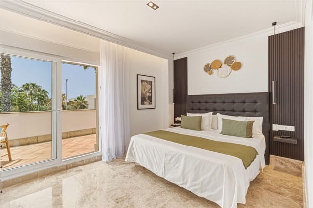 4 chambre Villa/Maison à vendre à Marbella avec piscine garage - 1 395 000 € (Ref: 9966088)