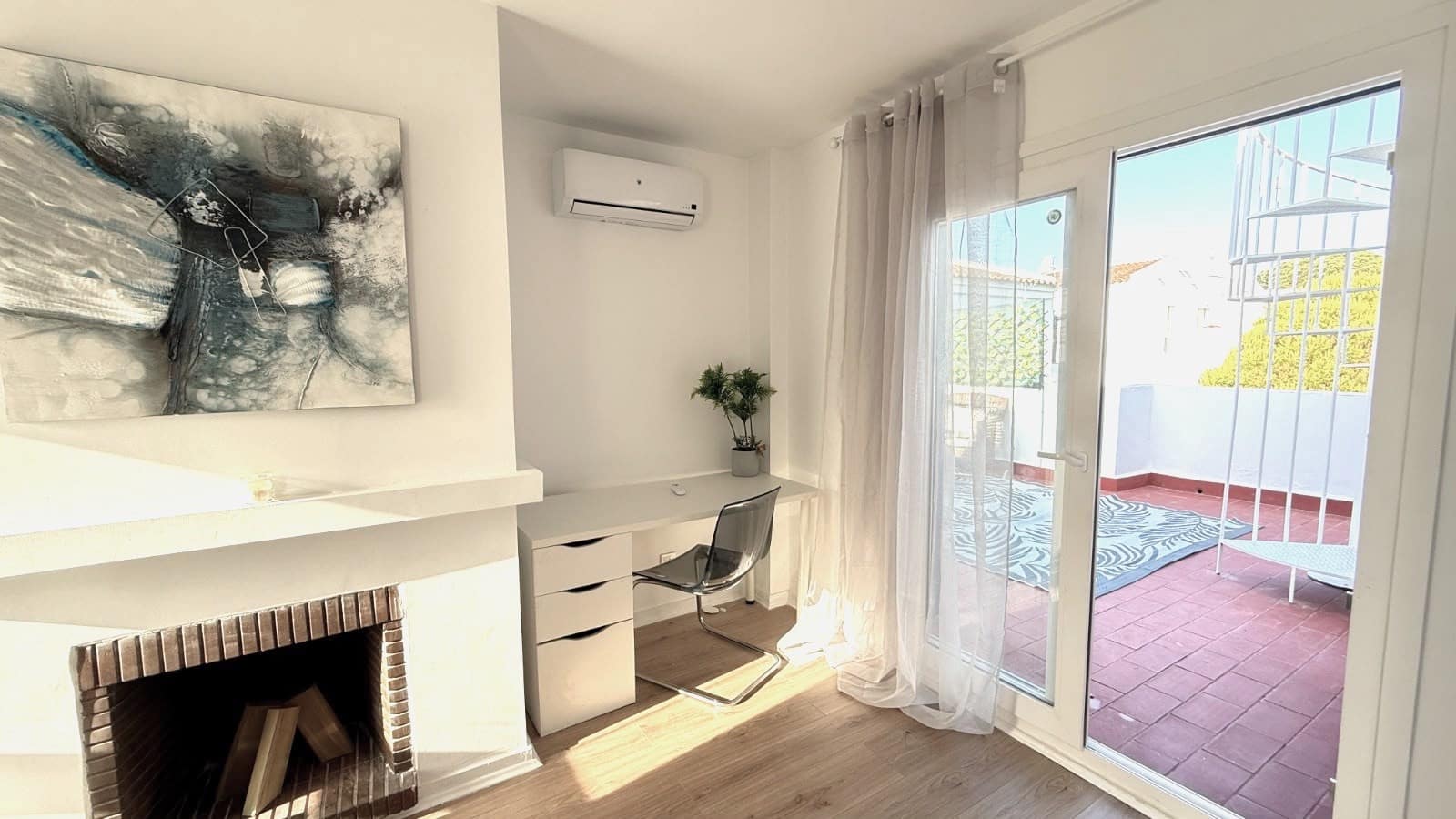 3 soverom Penthouse til salgs i Marbella med svømmebasseng - € 355 000 (Ref: 9987324)