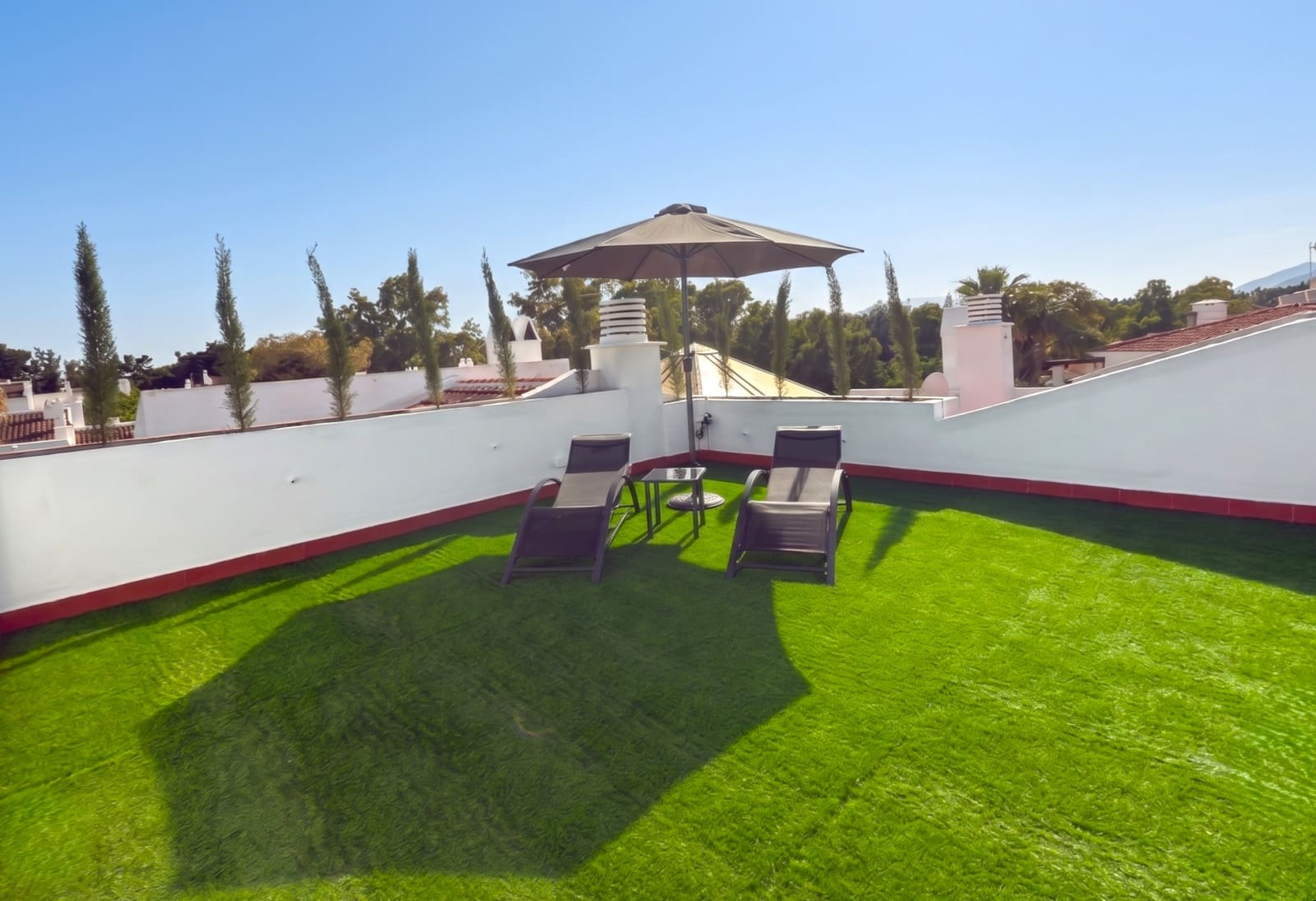3 soverom Penthouse til salgs i Marbella med svømmebasseng - € 355 000 (Ref: 9987324)