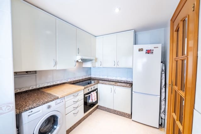 2 Zimmer Apartment zu verkaufen in Guadalmina, Marbella mit Pool Garage - 465.000 € (Ref: 9998028)