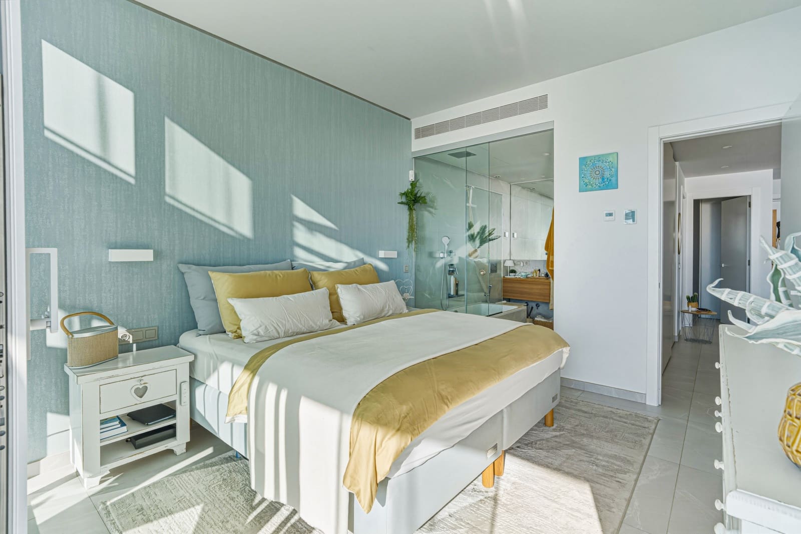 2 soveværelse Penthouse til salg i Fuengirola med swimmingpool garage - € 1.180.000 (Ref: 9999159)
