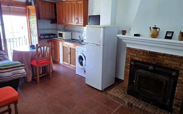 Piso de 1 habitación en Bubión en venta - 90.000 € (Ref: 10022918)