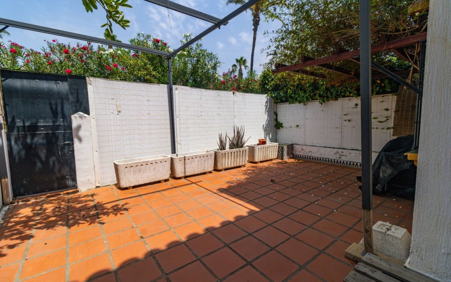 3 soverom Hus til salgs i Salobrena med svømmebasseng garasje - € 365 000 (Ref: 10040166)