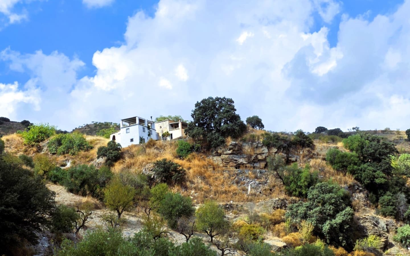 2 bedroom Finca/Country House for sale in Torvizcon - € 160,000 (Ref: 10167436)