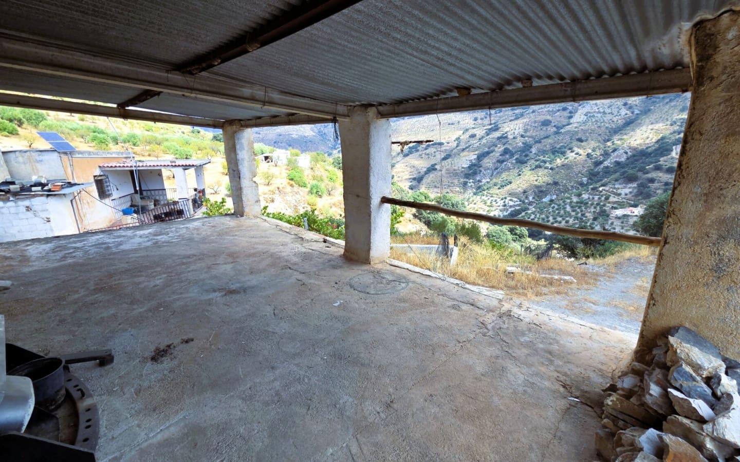 2 bedroom Finca/Country House for sale in Torvizcon - € 160,000 (Ref: 10167436)