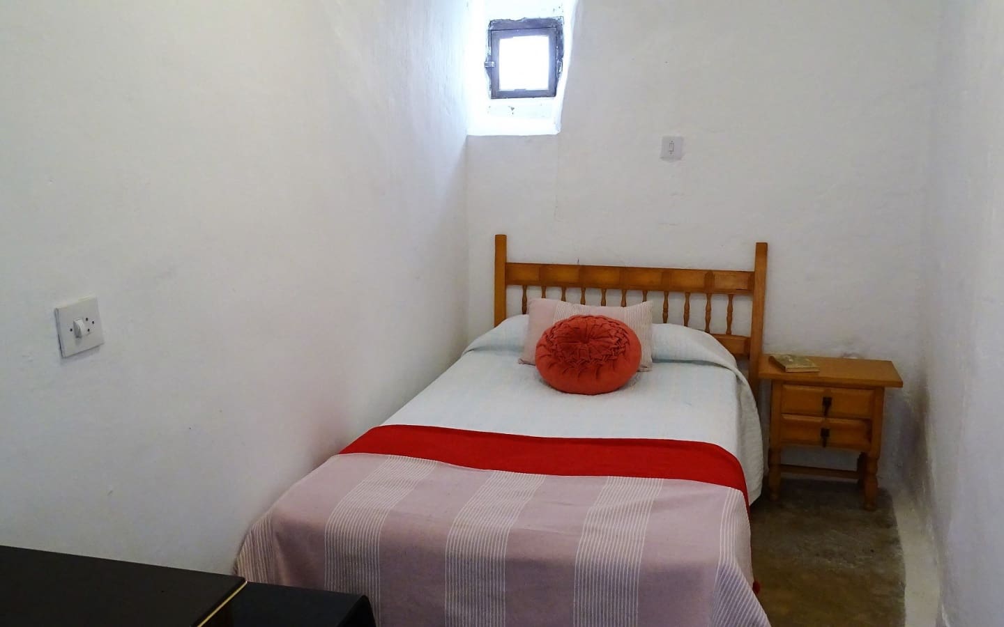 6 soveværelse Finca/Landehus til salg i La Taha - € 125.000 (Ref: 3433093)