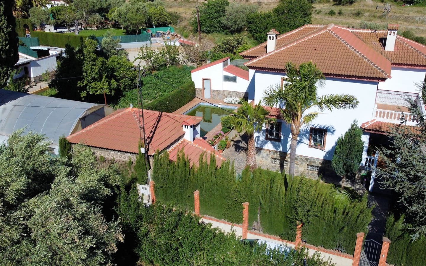 Grunde uden byggetilladelser til salg i Orgiva - € 620.000 (Ref: 3908103)