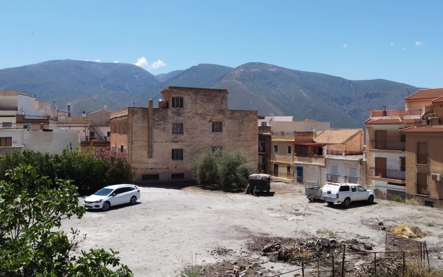 8 soveværelse Lejlighed til salg i Orgiva med garage - € 600.000 (Ref: 3975841)