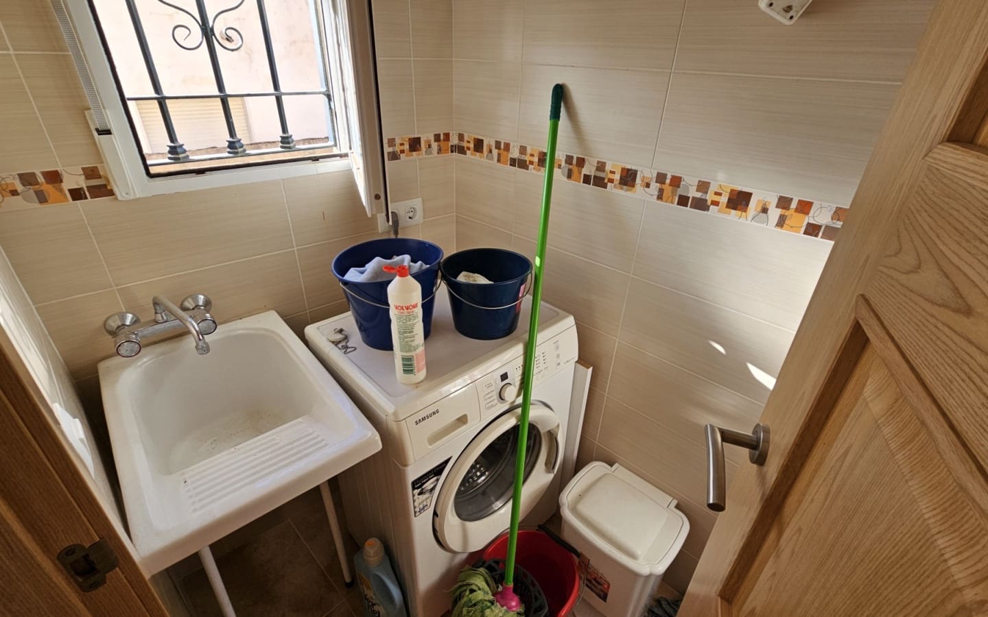 3 soveværelse Villa til salg i Molvizar med garage - € 165.000 (Ref: 4211866)