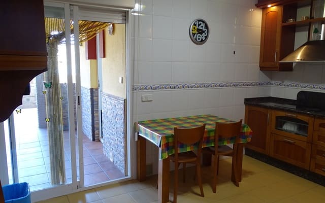 2 soveværelse Strandlejlighed til salg i Carchuna, Motril med garage - € 350.000 (Ref: 4211871)