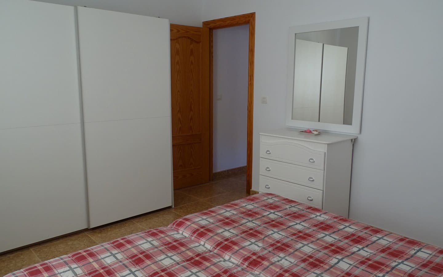 Grunde uden byggetilladelser til salg i Molvizar - € 510.000 (Ref: 4215080)