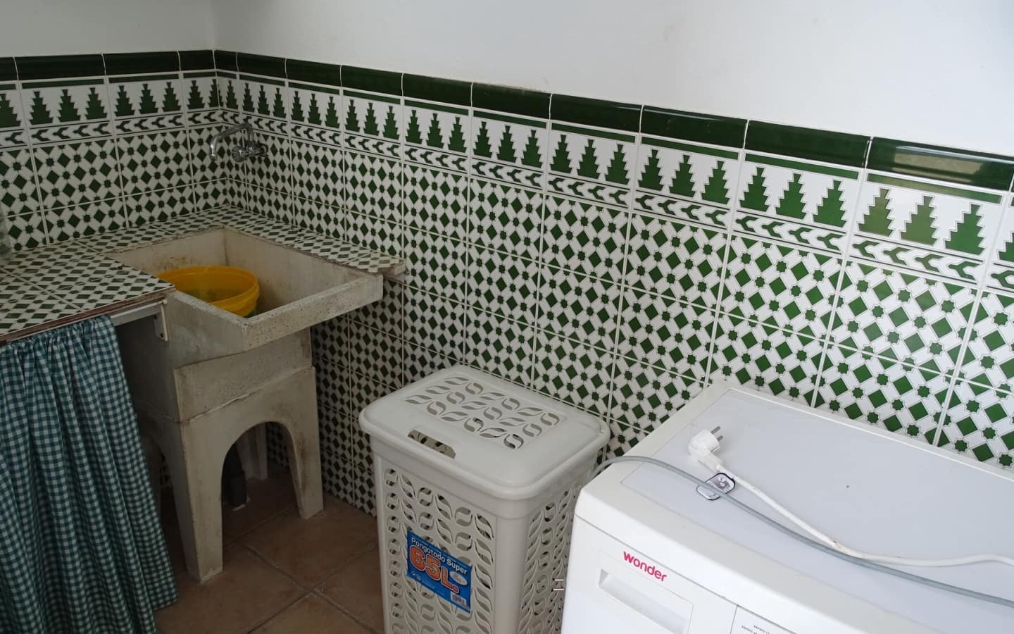 Grunde uden byggetilladelser til salg i Molvizar - € 510.000 (Ref: 4215080)