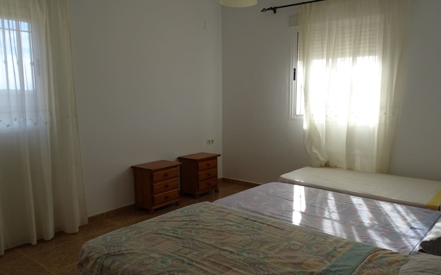 Grunde uden byggetilladelser til salg i Molvizar - € 510.000 (Ref: 4215080)