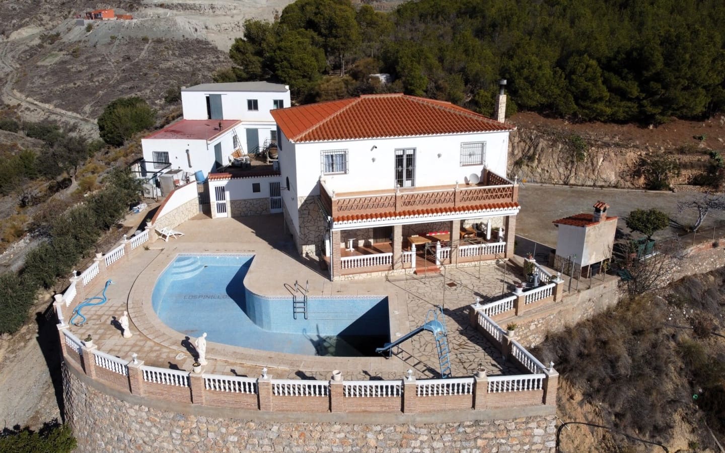 Grunde uden byggetilladelser til salg i Molvizar - € 510.000 (Ref: 4215080)