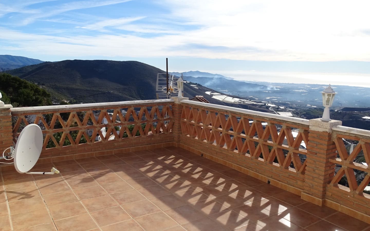 Grunde uden byggetilladelser til salg i Molvizar - € 510.000 (Ref: 4215080)